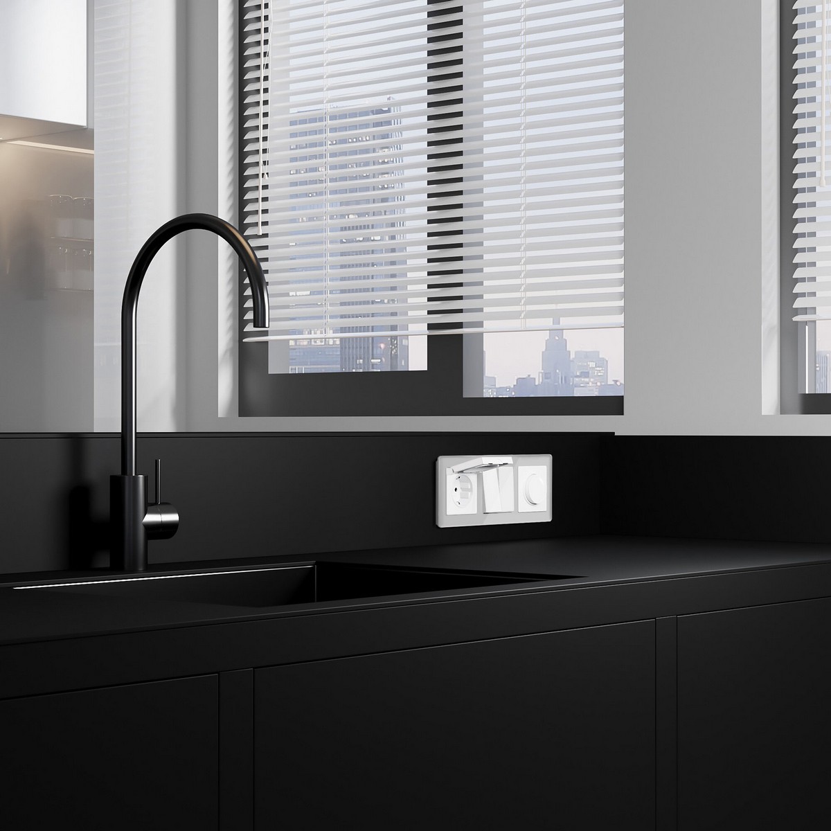 Werkel Белый механизмы Розетка Werkel влагозащ. с зазем. с защит. крышкой и шторками N (белый) W1171201