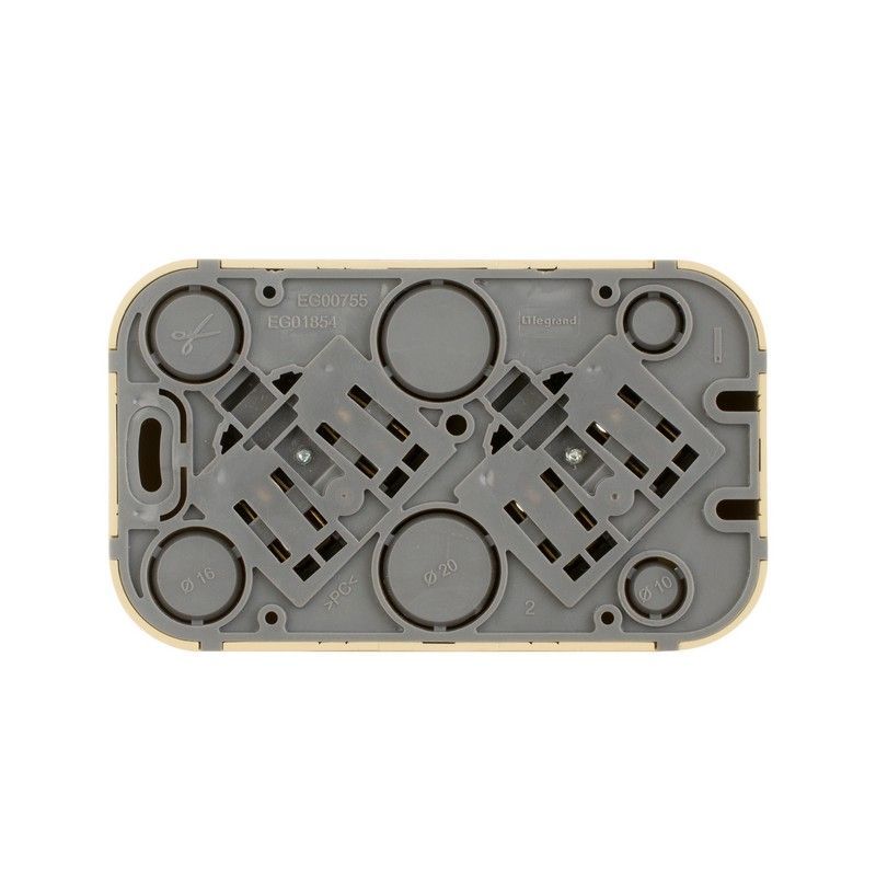 Накладные Розетки и выключатели Legrand Quteo Дерево Розетка Legrand Quteo двойная с заземлением без шторок дерево 782293 (782273)