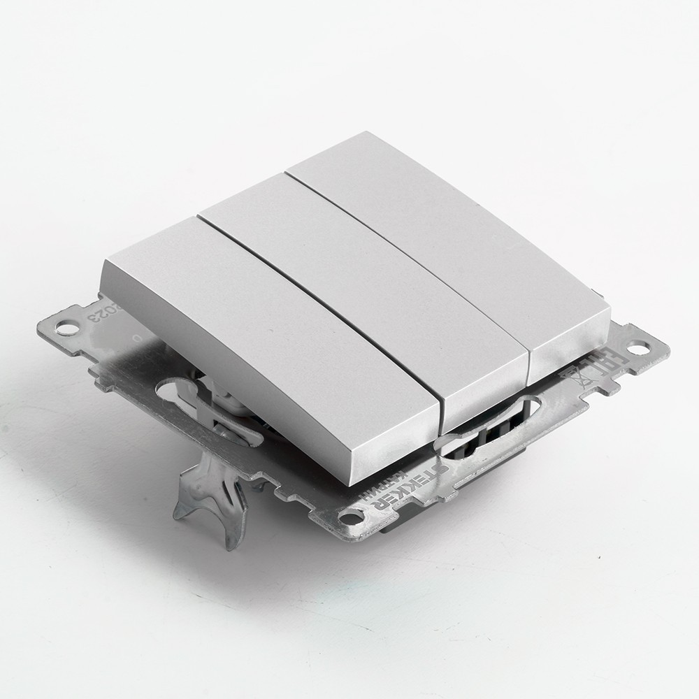 Катрин - Розетки и выключатели Stekker Выключатель 3-клавишный STEKKER GLS10-7108-03 250V 10А Катрин серебро 49173