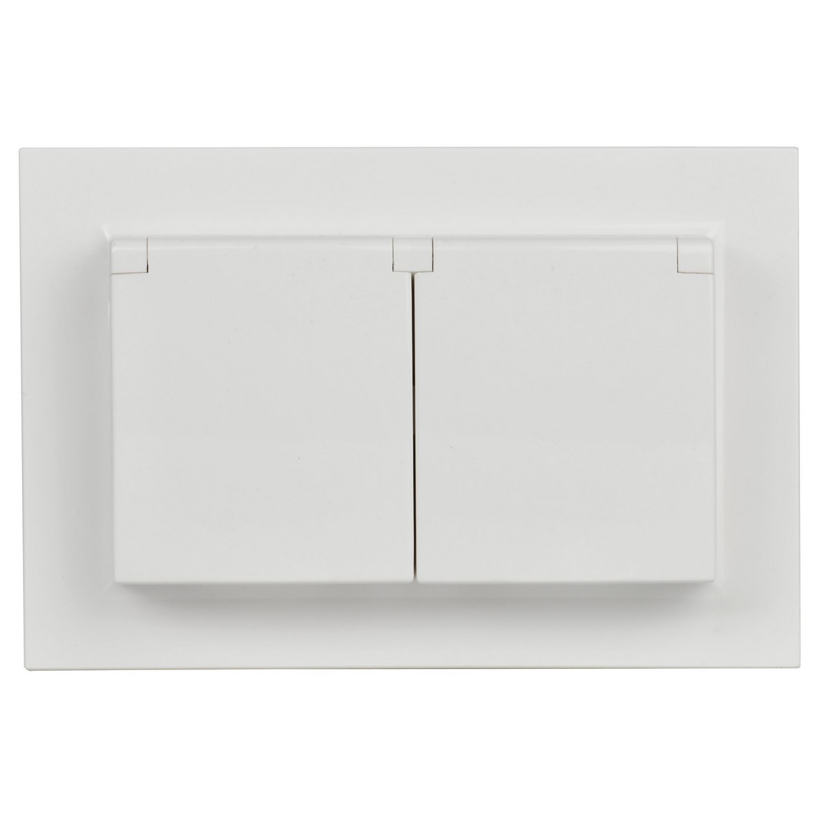 Розетка IEK BRITE 2-ая с/з с шторками и крышкой 16А в сборе IP44 РСбш12-3-44-БрБ белый BR-R26-16-44-