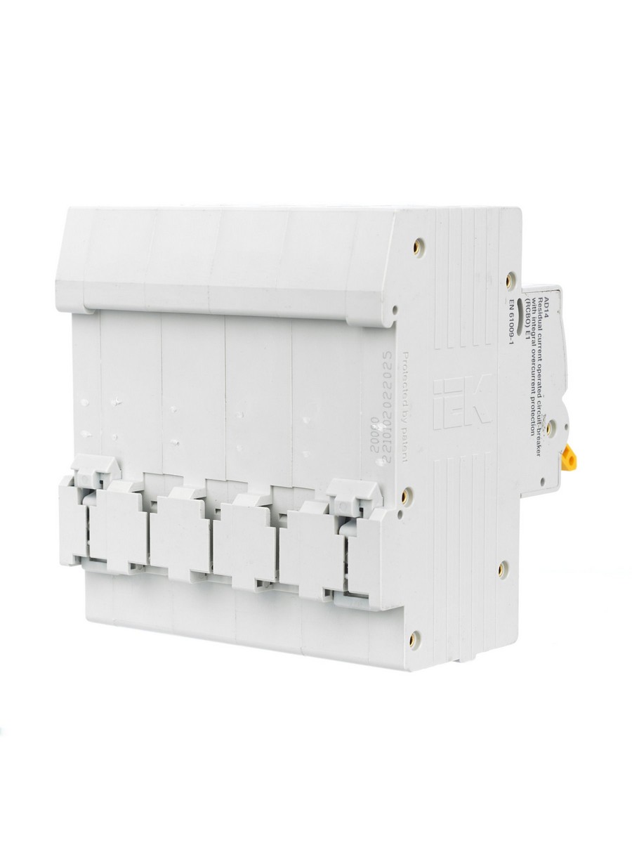 IEK Дифференциальный автоматический выключатель IEK KARAT АД14 4Р 25А 30мА MAD10-4-025-C-030 