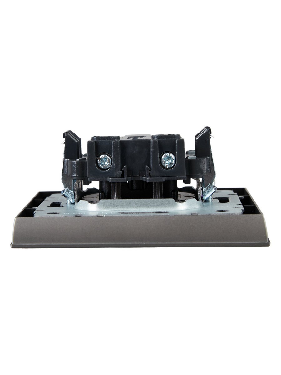 Розетка IEK BRITE Сталь без з/к/ш 10А в сборе РСР10-1-0-БрС BR-R10-10-K46-F