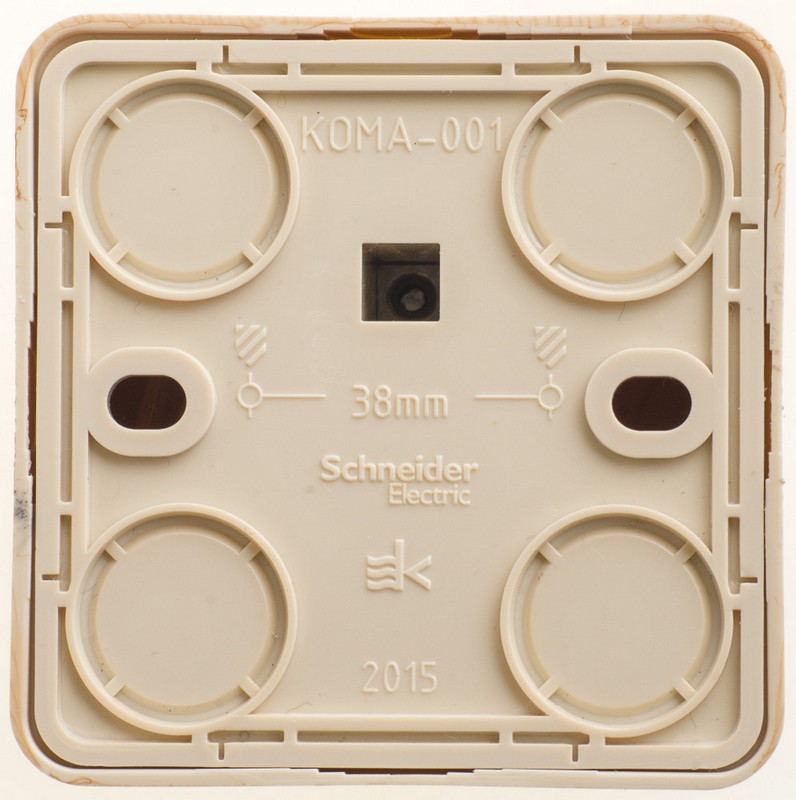 Розетка компьютерная Systeme Electric Этюд наружный Сосна RJ45 кат.5E KOMA-001D