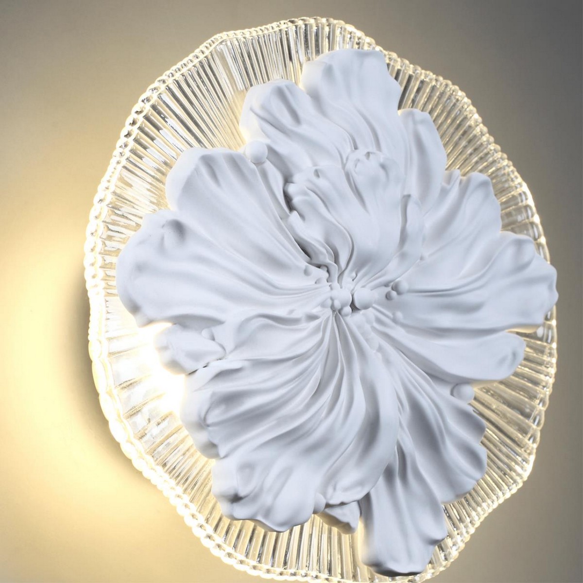 Накладные светодиодные светильники Настенный светильник ODEON LIGHT 6614/8WL FIORE 