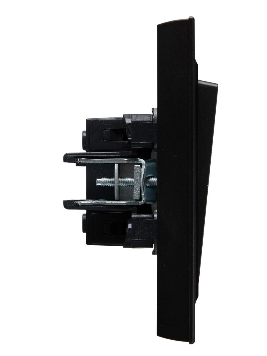 Выключатель IEK BRITE Черный 1-кл. 10А в сборе ВСР10-1-0-БрЧ BR-V10-0-10-K02-F