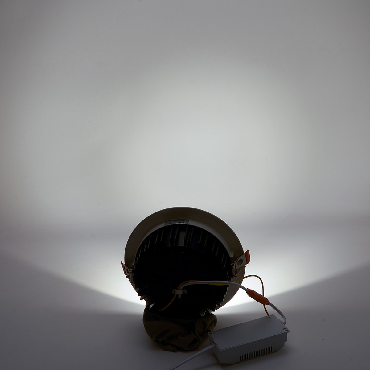 Встраиваемые светодиодные светильники Светодиодный светильник Feron AL251 30W 4000K белый 32611 