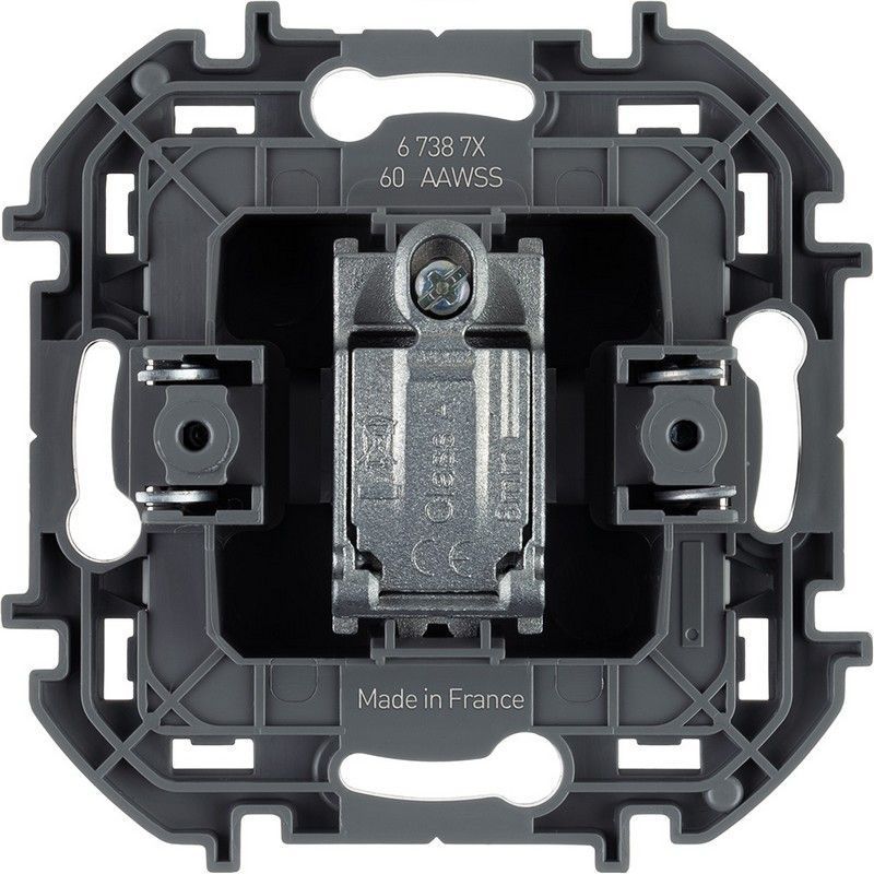 Legrand Inspiria Алюминий TV розетка Legrand INSPIRIA Алюминий оконечная 10 дБ 5862 мГц 673872