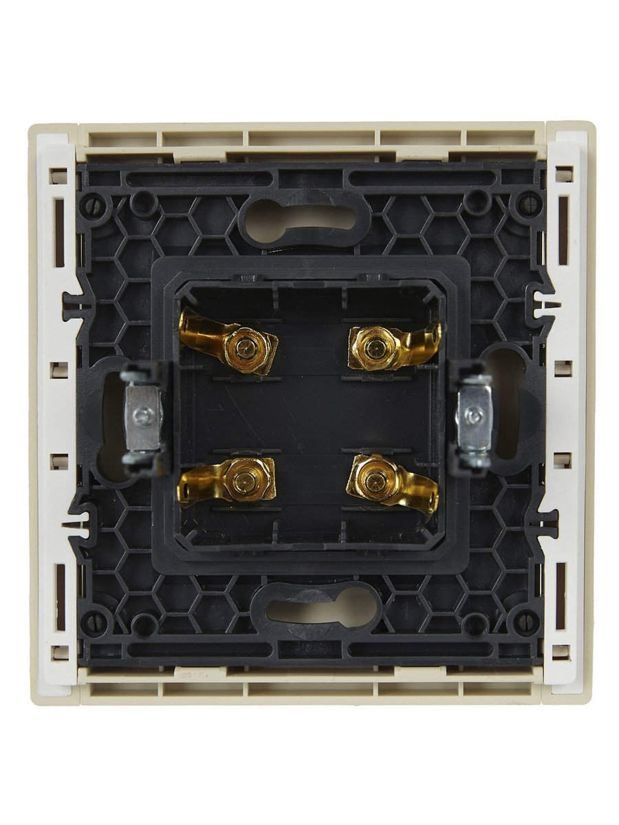 IEK FORTE&PIANO Ваниль Аудиорозетка IEK FORTE&PIANO Ваниль 4-мест. FP439