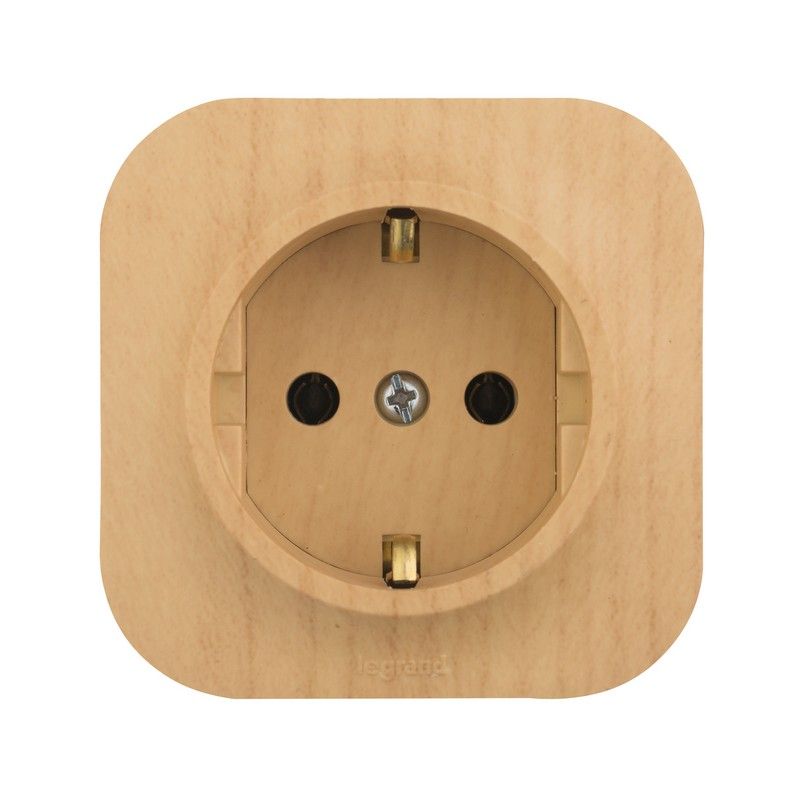 Накладные Розетки и выключатели Legrand Quteo Дерево Розетка Legrand Quteo с заземлением со шторкам дерево  782271