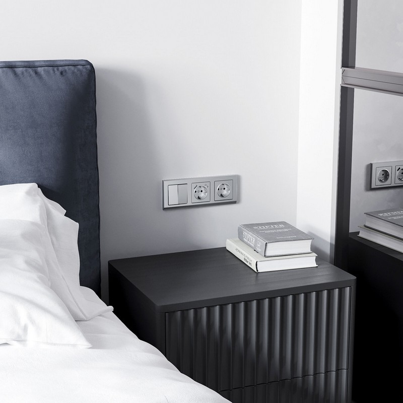 Рамки Werkel Stark Рамка Werkel на 3 поста Stark (серебряный матовый) W0031865