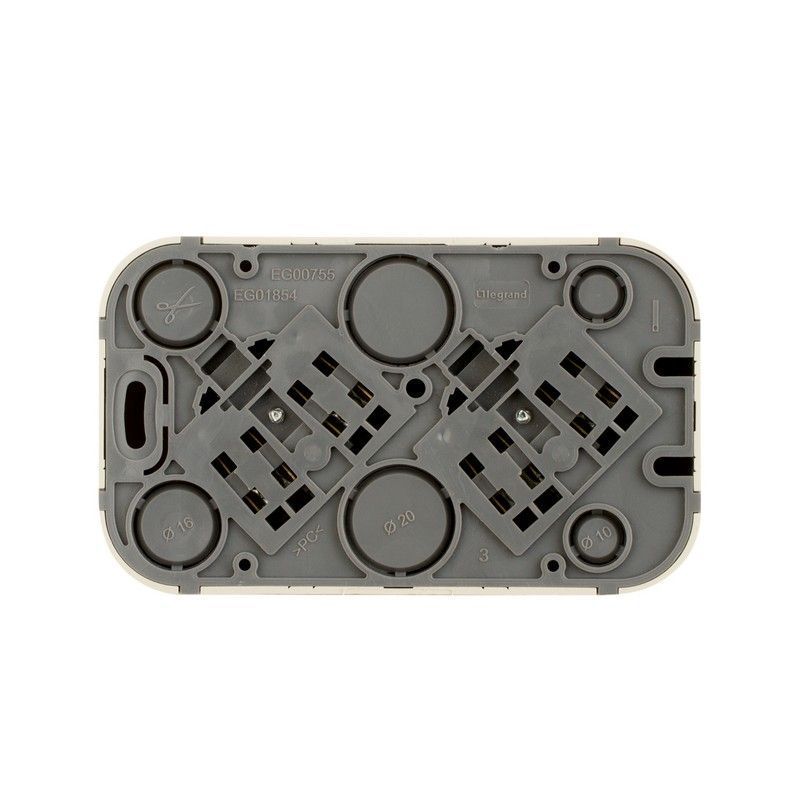 Накладные Розетки и выключатели Legrand Quteo Бежевый Розетка Legrand Quteo двойная с заземлением со шторками бежевая 782267 (782253)