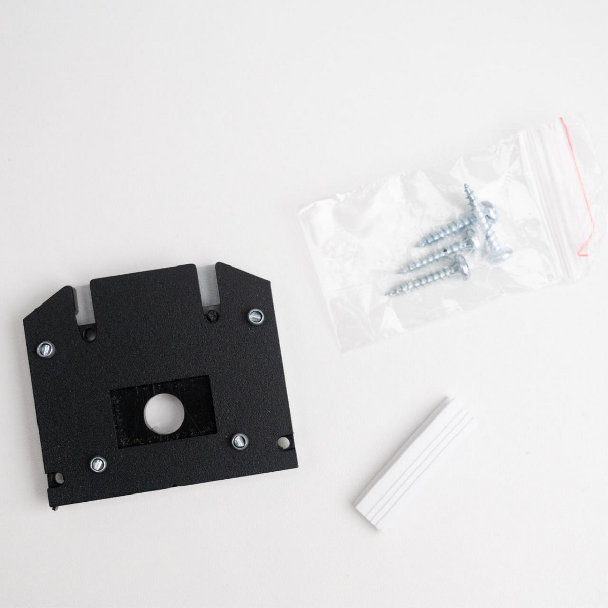 Трековые светодиодные светильники Заглушка торцевая для арт 135129 NOVOTECH 135131 FLUM 