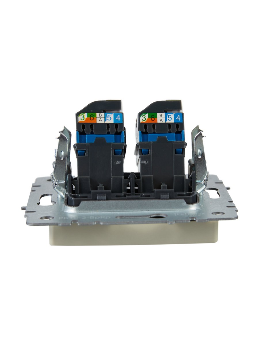 Розетка компьютерная IEK BRITE BASE Бежевый 2-ая RJ45 кат.6 РК11-2-БрКр BR-K20-2-K10