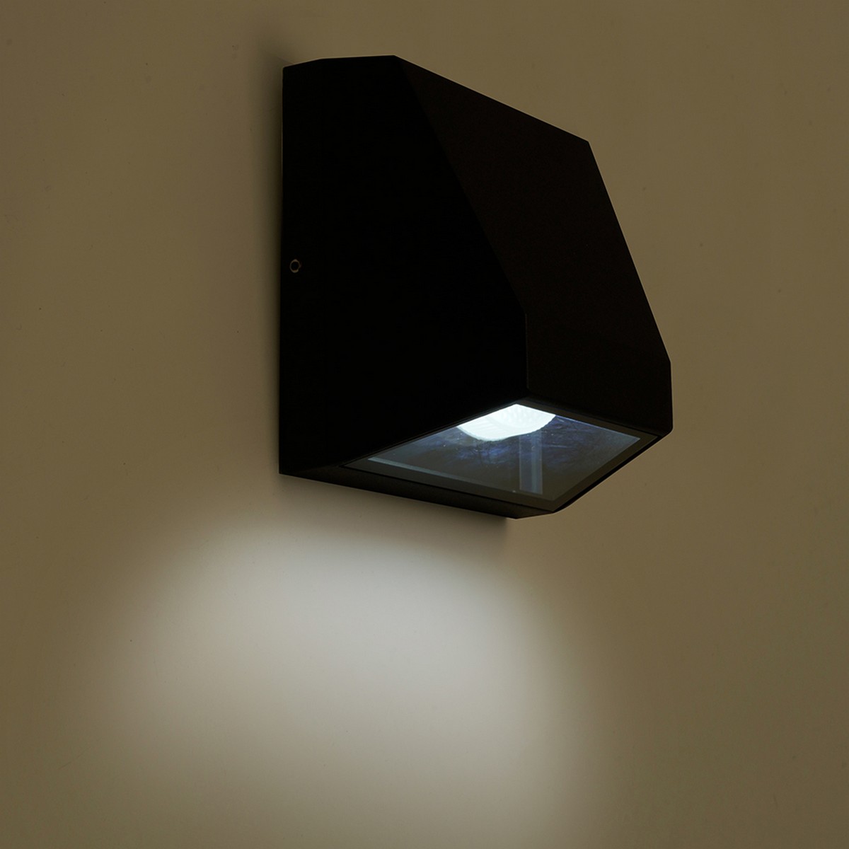 Уличные настенные светильники Светильник садово-парковый Feron DH508 на стену GX53 черный 51329 