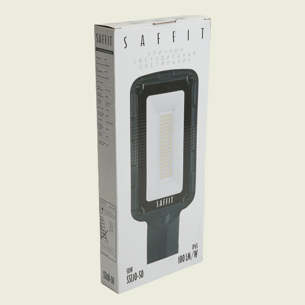 Консольные уличные светодиодные светильники на столб Светодиодный уличный консольный светильник SAFFIT SSL10-50 50W 5000K черный 55233 