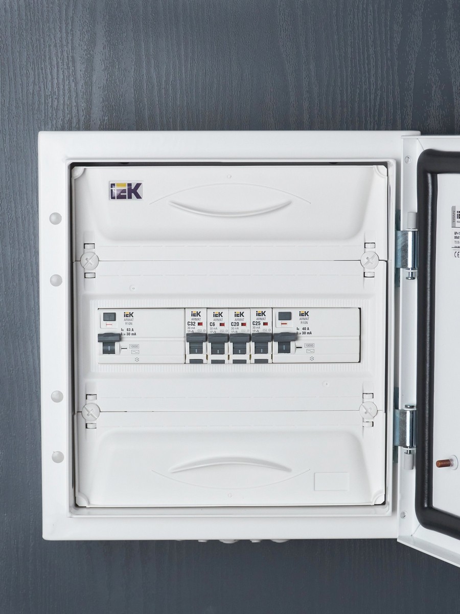 АВДТ Дифф. Автомат IEK ARMAT B06S 1P+NP C25 30мА тип AC (18мм) AR-B06S-1N-C25C030