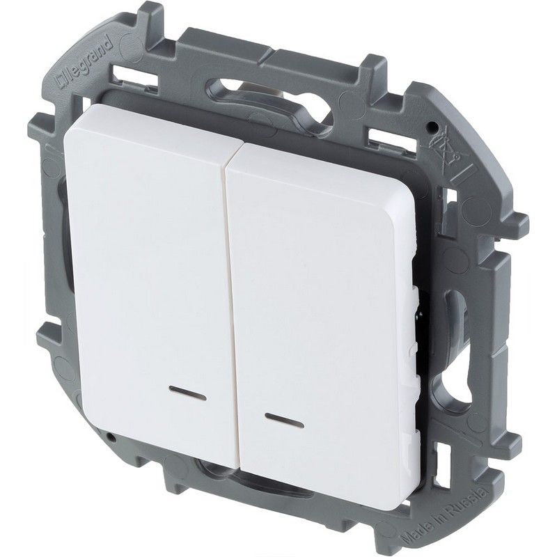 Legrand Inspiria Белый Выключатель Legrand INSPIRIA Белый двухклавишный с подсветкой/индикацией 10 AX 250 В 673630