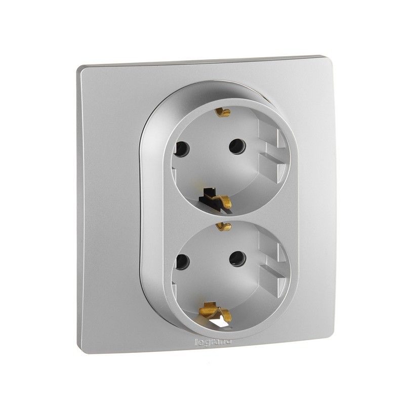 Legrand Etika Алюминий Розетка электрическая Legrand Etika алюминий 2-ая с/з , винт. клеммы, 16А, 250 В 672423