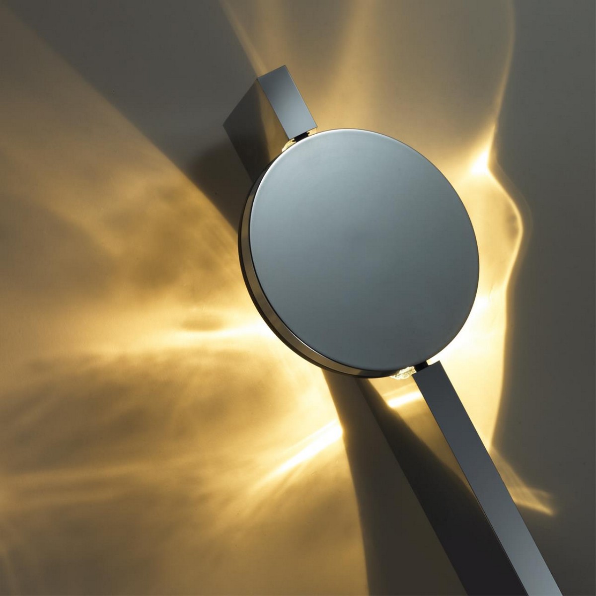 Бра Настенный светильник ODEON LIGHT 7095/3WL REFLECTION LED 