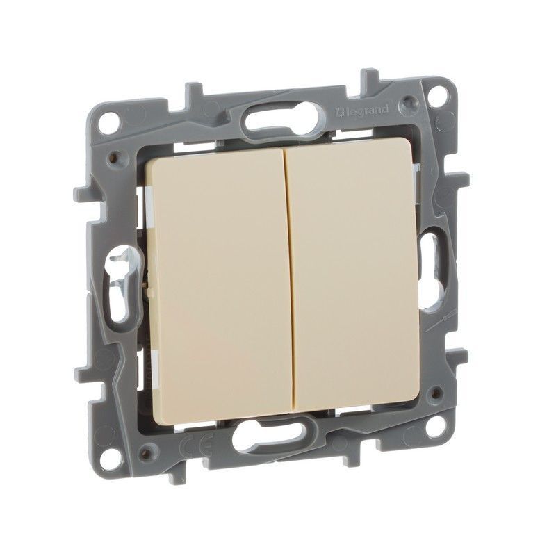 Legrand Etika Слоновая кость Выключатель Legrand Etika слоновая кость 2-х клавишный, 10А, винт. клем. 672302