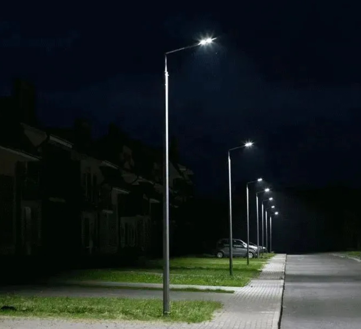 Консольные уличные светодиодные светильники на столб Уличный светильник консольный (LED) Кобра (AMB) 200w IP65 6000K 