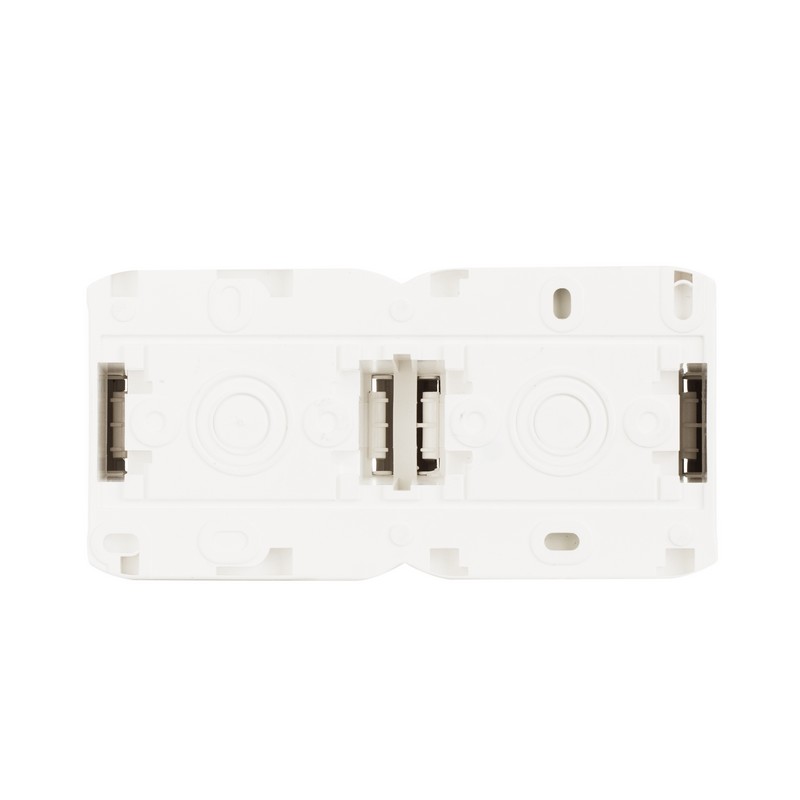Выключатель+розетка Legrand Quteo с/заземлением IP44 белый  782318