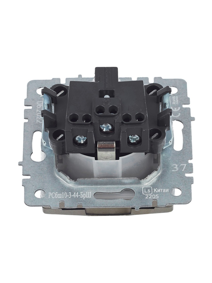 Розетка IEK BRITE с/з с шторками и крышкой 16А IP44 РСбш10-3-44-БрШ шампань BR-R16-16-44-K37