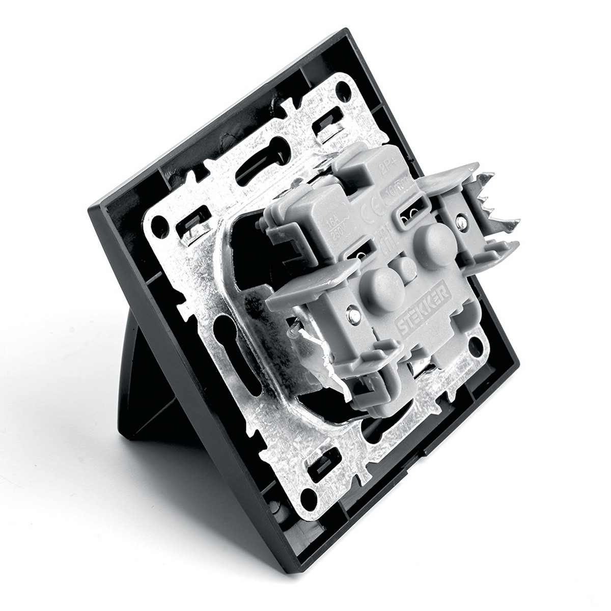 Розетка 1-местная c/з с крышкой STEKKER PST16-9012-03 16А с защ. шторкой Эрна черный с рамкой 39481