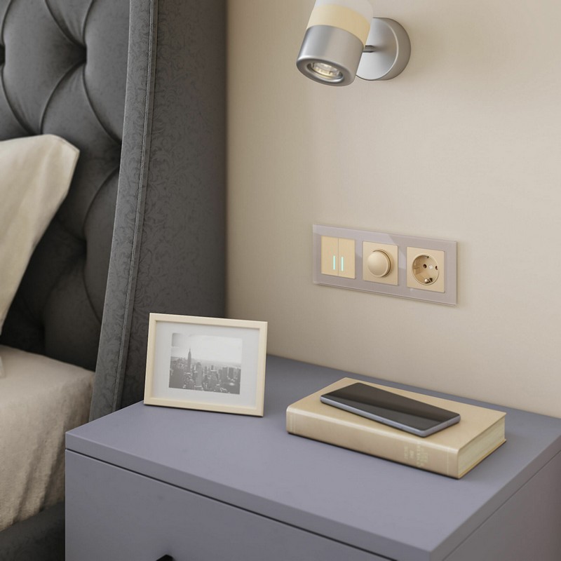 Werkel Шампань механизмы Сенсорный Выключатель Werkel двухклавишный с подсветкой 1000 Вт (шампань) W4520011