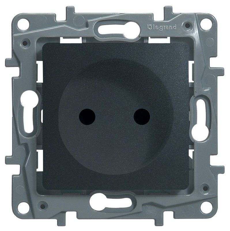 Legrand Etika Антрацит Розетка электрическая Legrand Etika антрацит б/з со шторками, винт. клем. 672634