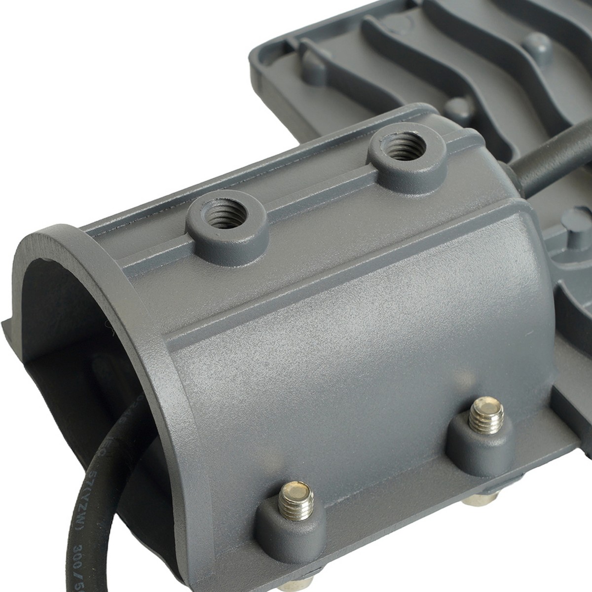 Консольные уличные светодиодные светильники на столб Светодиодный уличный консольный светильник Feron SP3034 80W 6400K 230V серый 41580 