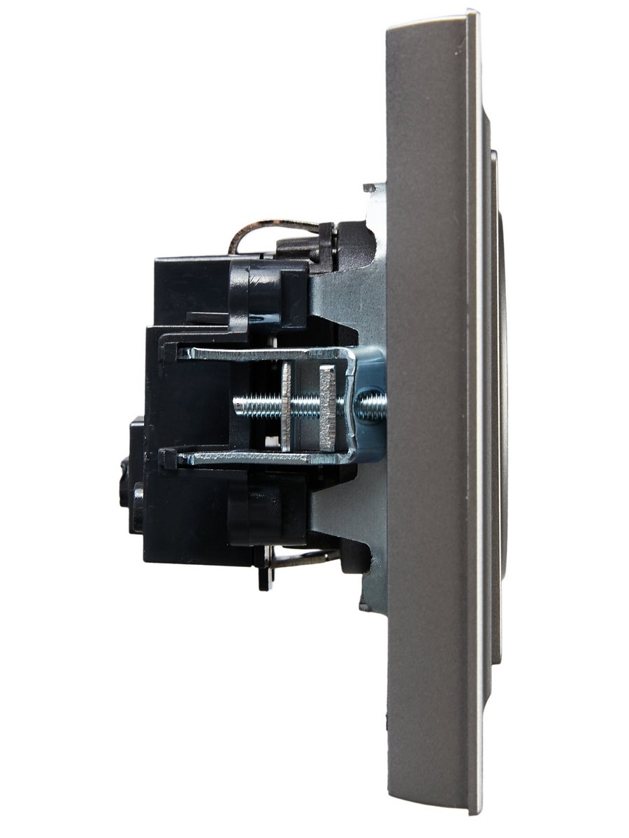 Розетка IEK BRITE Сталь с з/к/ш 16А в сборе РСР14-1-0-БрС BR-R14-16-K46-F
