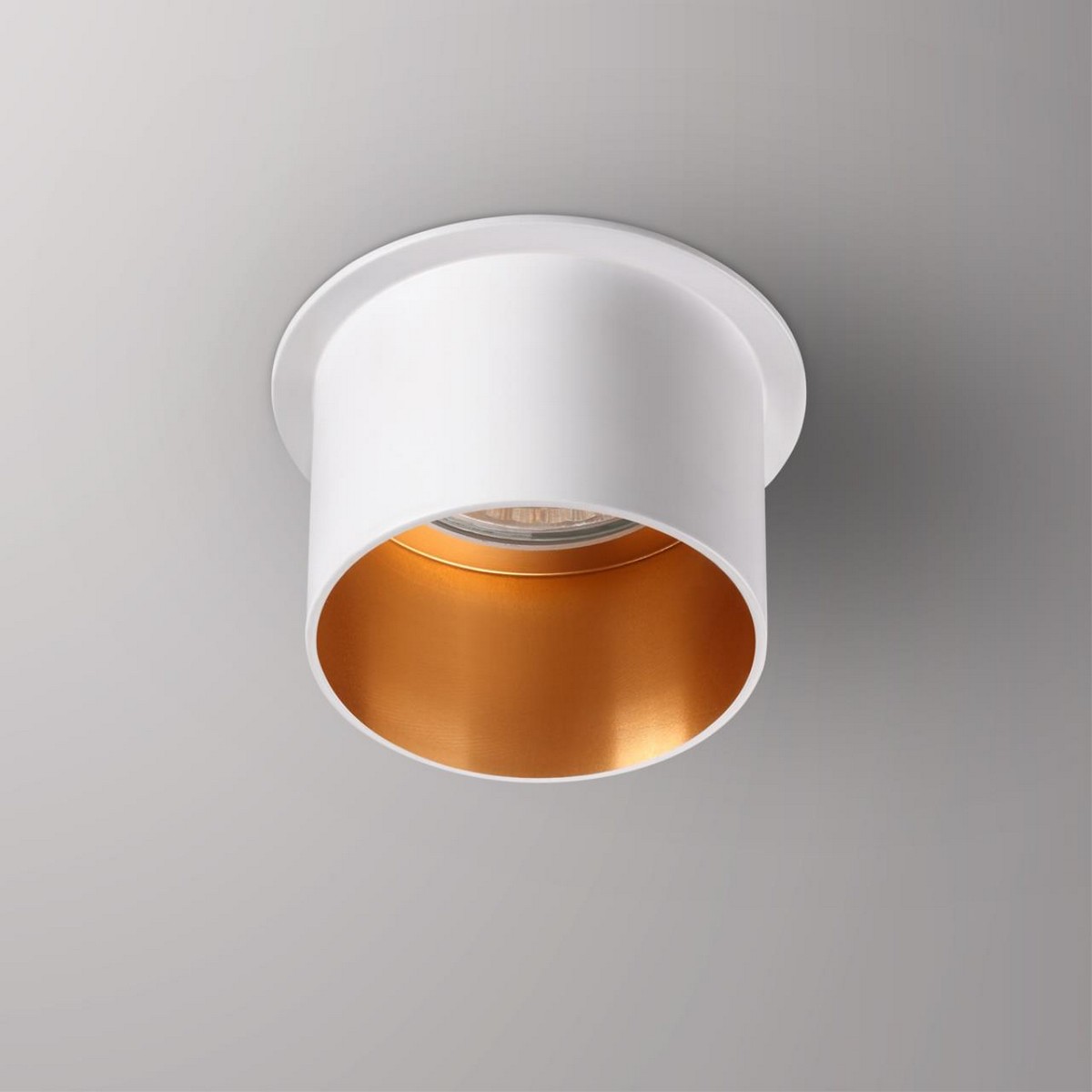 Встраиваемые светодиодные светильники Встраиваемый светильник NOVOTECH 370432 BUTT 