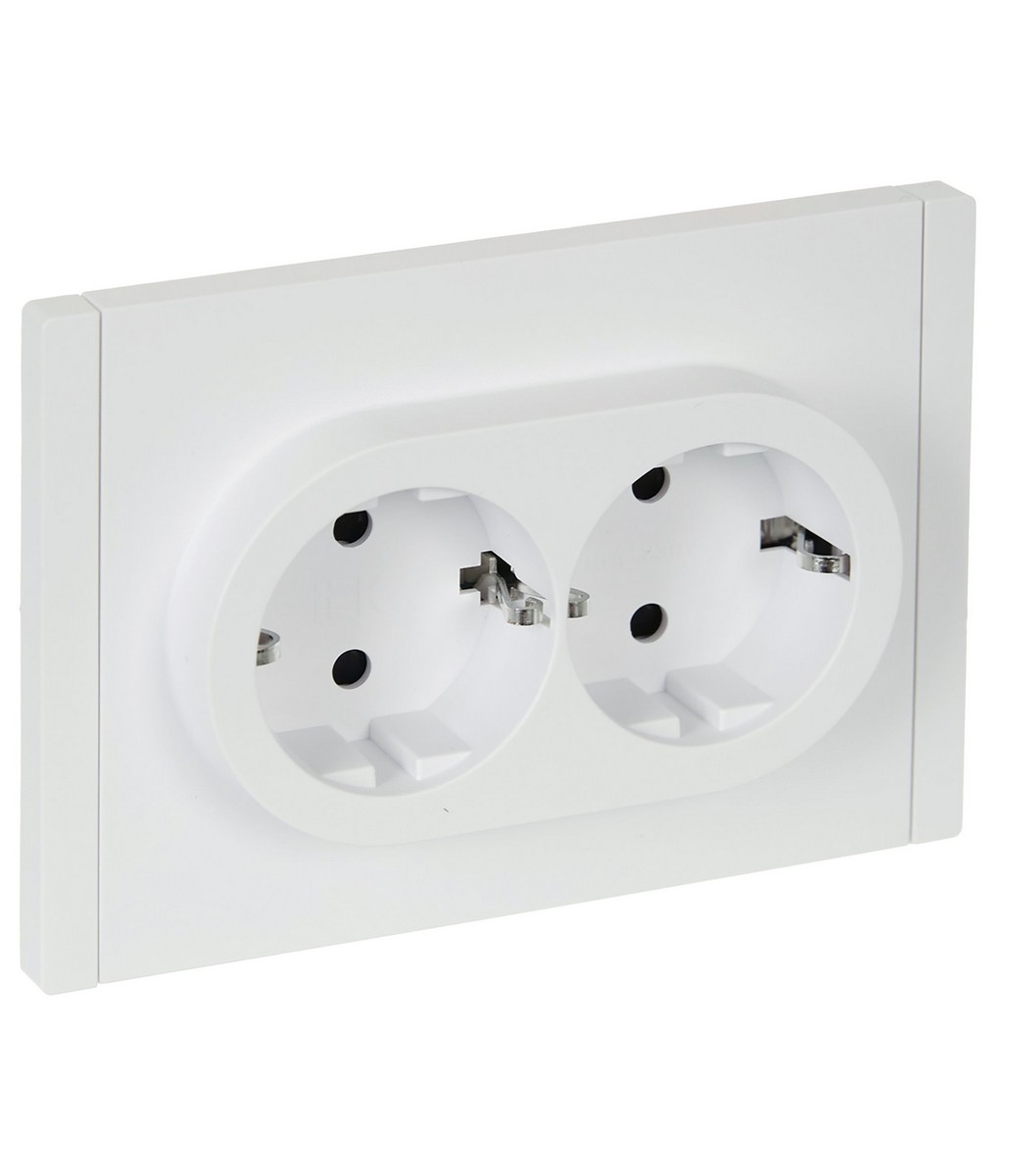 IEK FORTE&PIANO Белый Розетка IEK FORTE&PIANO Белый 2-я с/з со шт безвинтовое крепление 16А FP223