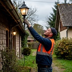 Как выбрать уличный светильник: полное руководство для дачи и дома